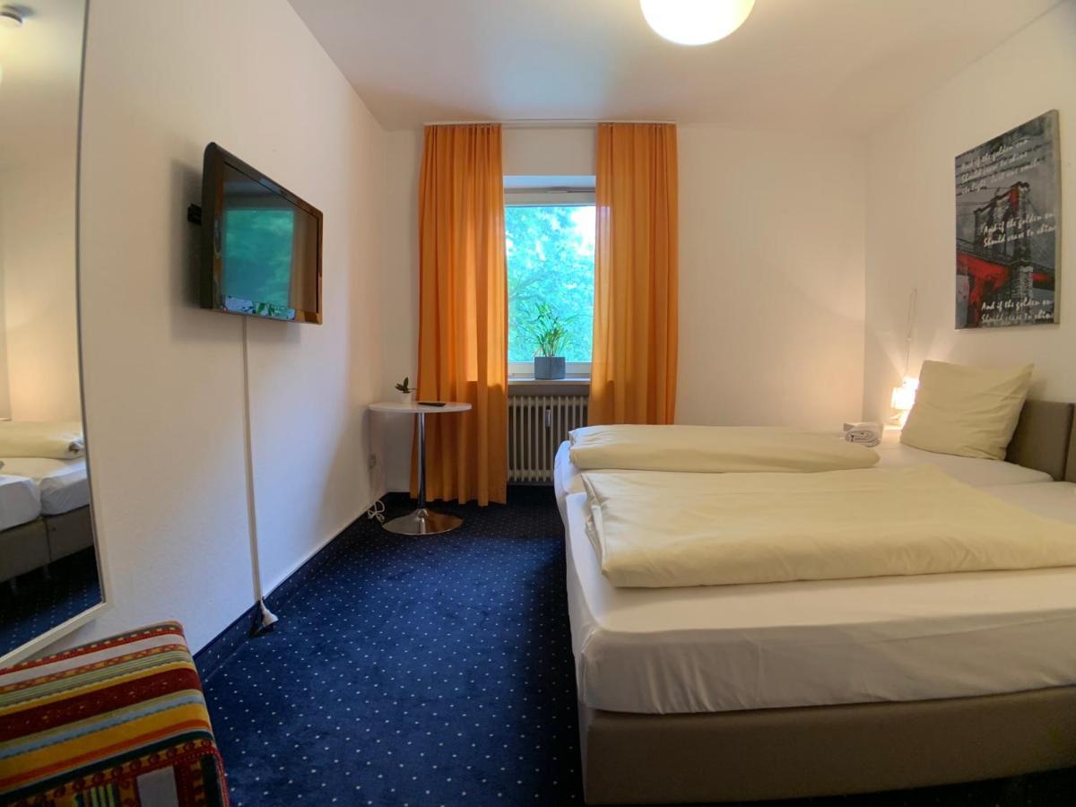 Pension Constantin Erding Buitenkant foto